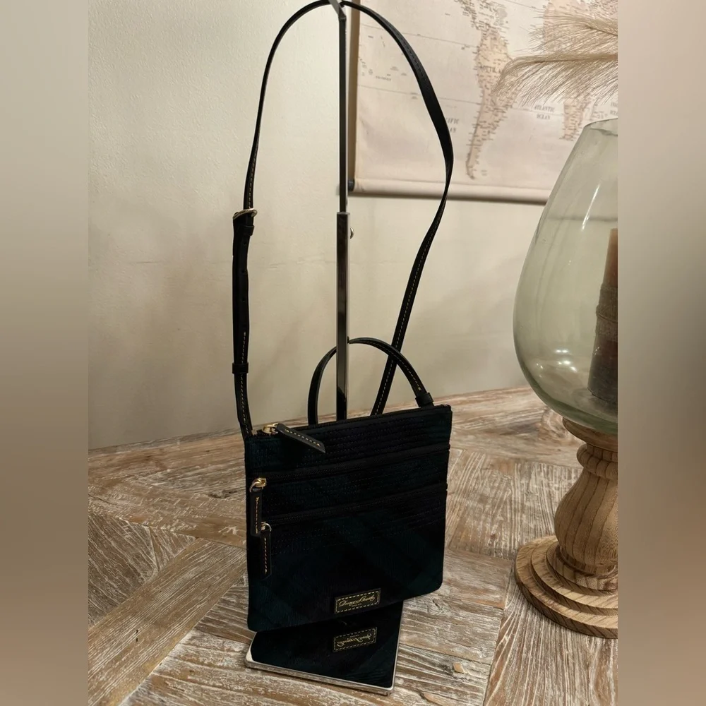 Dooney & Bourke